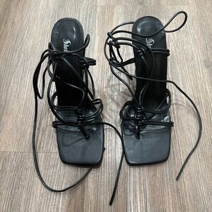 Sheln Black Strappy Heels‎